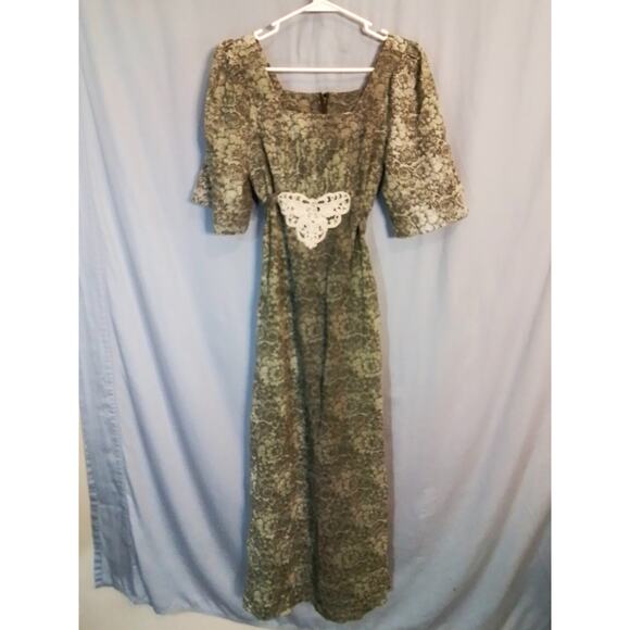 Argon green maxi dress. - Picture 3 of 8